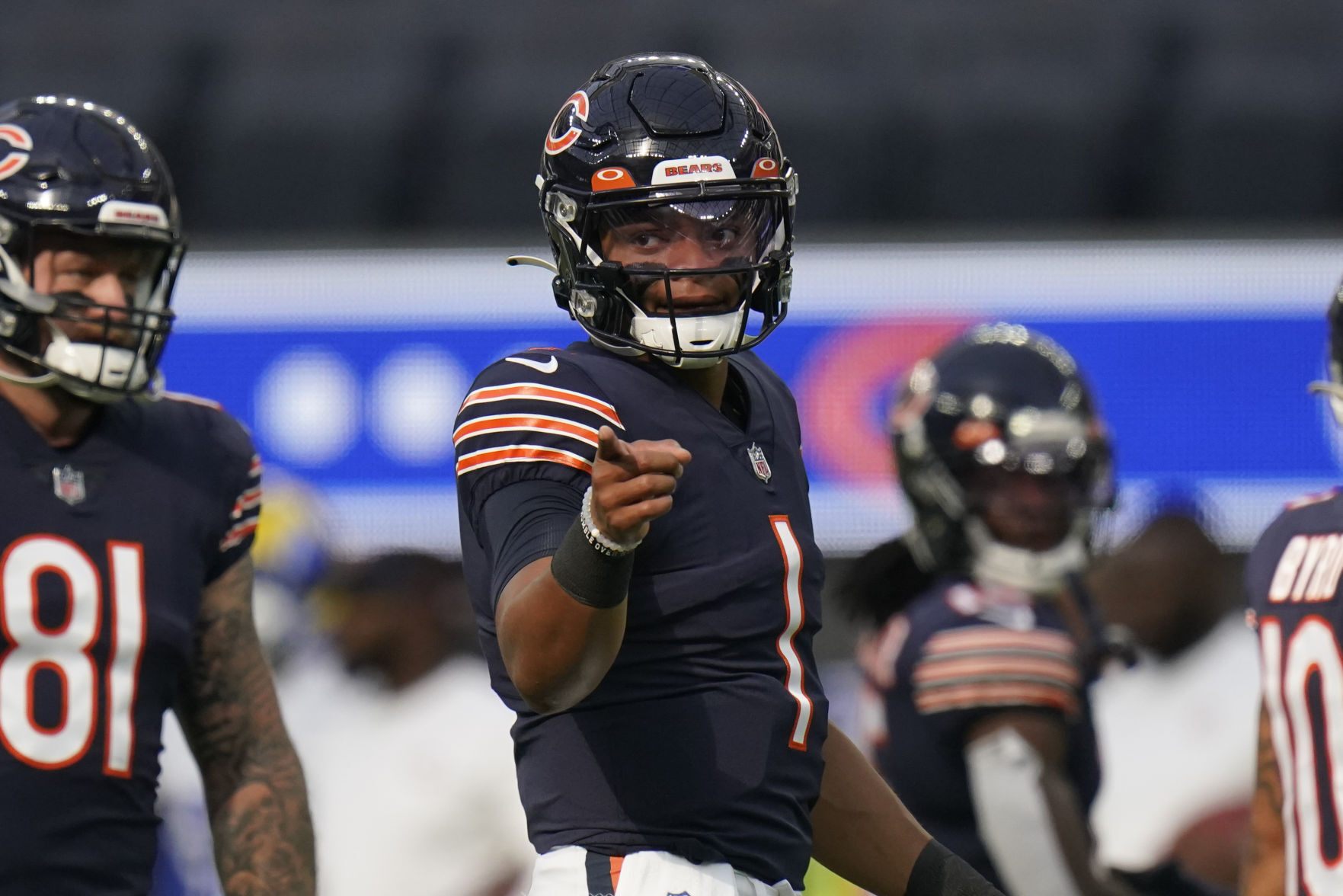 Bears Rams Football